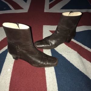 Salvatore Ferragamo Brown leather boots